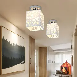 Koridordakı müasir çilçıraqlar fotoşəkili