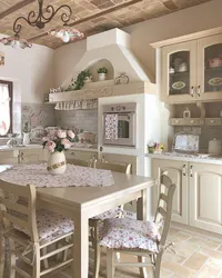 Provence üslubunda mətbəxdə öz əlinizlə fotoşəkil