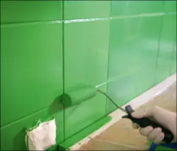 Paint bathroom tiles photo