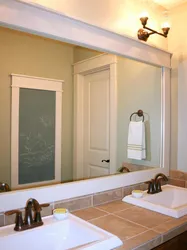 Bath design with mirror photo