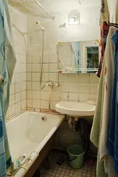 Bathroom in Khrushchev renovation photo budget option