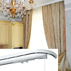 Which cornice is better for the kitchen photo