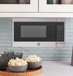 Mətbəxdə mikrodalğalı foto variantları