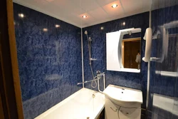 Plastic walls for bathtub photo