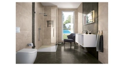 Porcelain tiles bathroom photo in the interior