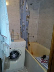 Brezhnevka bath design photo