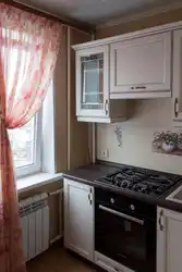Маҷмӯи ошхона барои ошхона хурд бо акс сутуни кунҷи