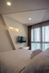 Ceiling in the bedroom design photo 12 sq m