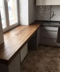 Кухни со столом на подоконнике фото