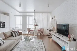 Ağ rənglərdə müasir qonaq otağı dizaynı