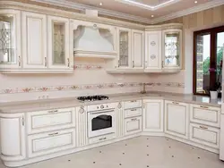 Corner Kitchen Classic Design Photo