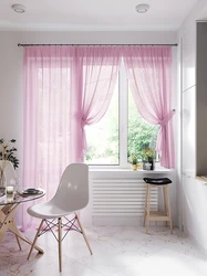 Tulle барои ошхона дар тамоми акс девор