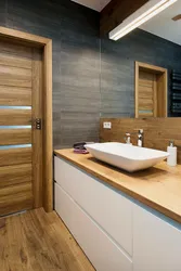 Tualet ilə taxta hamam dizaynı