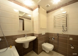 White bathroom design in Khrushchev