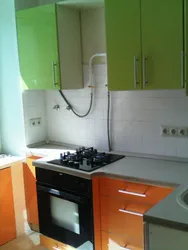 Kitchen 6 Square Meters Design With Refrigerator And Geyser