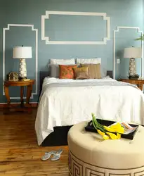 Wall decor above the bed in the bedroom photo