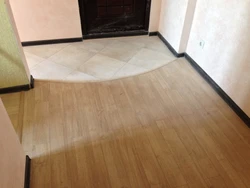 Tiles in the hallway floor design and laminate