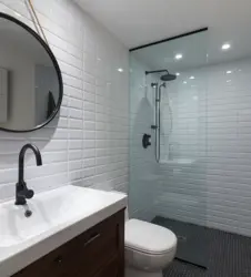Bathtub finishing with white tiles photo
