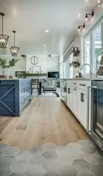 Laminate and tiles in the kitchen photo combined flooring