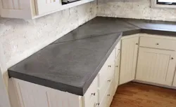Countertop бетонӣ дар дохили ошхона акс