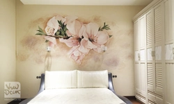 Painting on the walls in the bedroom photo