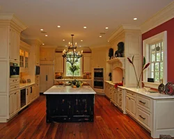 Colonial kitchen photo
