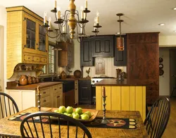 Colonial kitchen photo