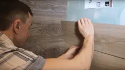 Quartz vinyl on the bathroom wall photo
