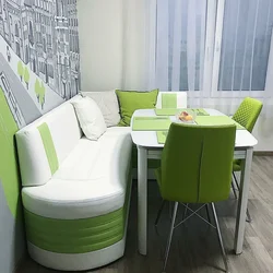 Інтэр'Ер Маленькай Кухні З Канапай