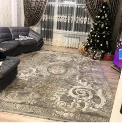 Qonaq otağının interyerində türk xalçaları