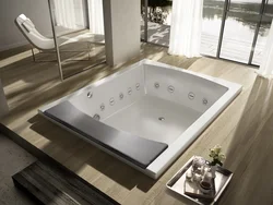 Built-in bathtub in the interior photo
