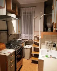 Hamam və mətbəx bir otaqda fotoşəkil