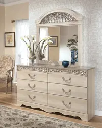 Chest of drawers in the bedroom photo in a modern style