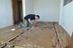 Mənzil üçün döşəmə örtüyünün dizaynı