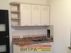Интерьердегі Tiffany Davita ас үйі
