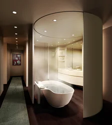 Photo placement of a bathtub in a bathroom