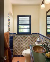 Mediterranean style bath interior