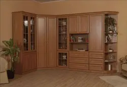 Сценкі з кутняй шафай для гасцінай у сучасным стылі фота
