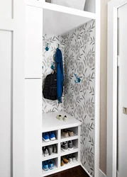 Built-in wardrobe in a niche in the hallway photo