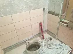 Photo of how to lay tiles in the bathroom