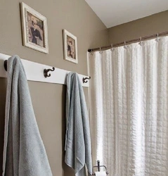 How To Hang Towels In The Bathroom Photo