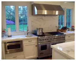 Kitchen interior with gas