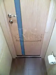 Установка двери в ванну фото