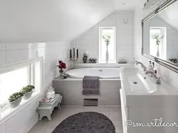 Bathroom design 12 sq m with window design