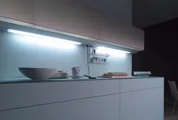 Святлодыёд на кухні фота