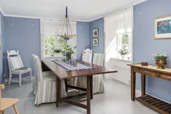 What color goes with gray-blue in the kitchen interior