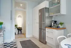 Маленькая кухня куды паставіць халадзільнік фота