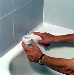 How to seal a bathtub from a crack in the wall photo