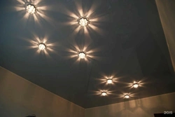 How To Arrange Spotlights In The Bedroom Photo