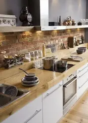 Дизайн кухни с фартуком из кирпича